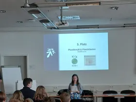 Präsentation von Helena Kolarik