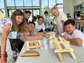 1A baut kleine Brücken