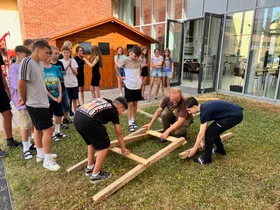 3E baut die Leonardo-Brücke