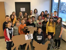 1B spendet Ziege und Hühner