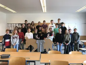 3D spendet Esel
