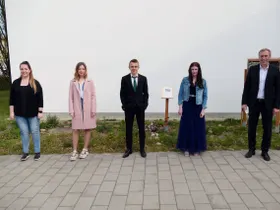 Vanessa Steinkellner, B.Ed.Univ., Maya Fuhrmann, Florian Langs, Nadine Scharinger, Schulleiter Mag. Dr. Werner Dietl