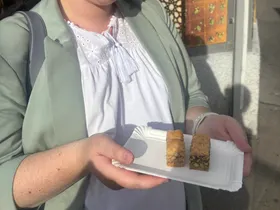 Orientalische Köstlichkeiten am Brunnenmarkt