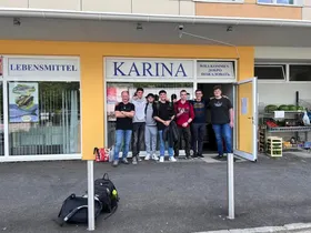 Geschäft Karina