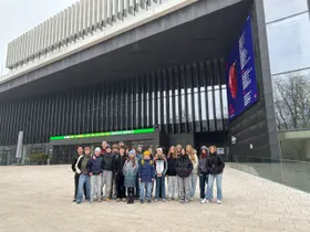3D vor dem Musiktheater
