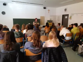 Kathrin Steinberger liest aus 'Manchmal dreht das Leben einfach um'