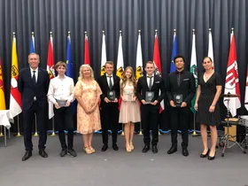 Ausgezeichnete Maturantinnen und Maturanten (Quelle: Land Oberösterreich)
