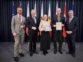 Verleihung des Gütesiegels im Landhaus Linz