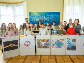 Preisträger*innen aller teilgenommenen Schulen
