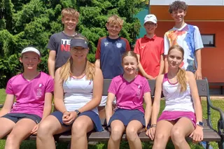Tennisteam wird Zweiter