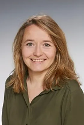Julia Mayr