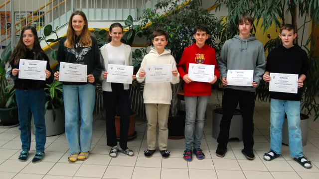 Zwei Schüler*innen des b[r]g Enns beim Biber-Wettbewerb österreichweit auf Platz 1