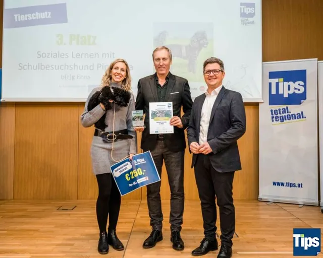b[r]g Enns holt erneut den 3. Platz bei der Aktion "Spitzenschule"