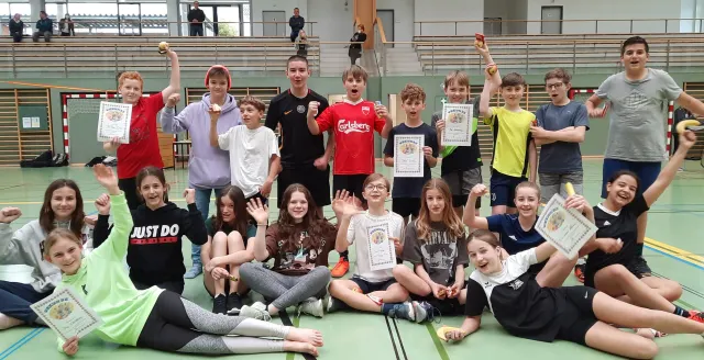 "Ball über die Schnur"-Turnier